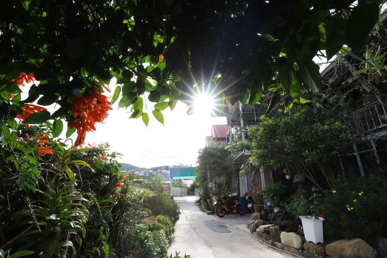 Homestay Doc Tinh Далат Экстерьер фото